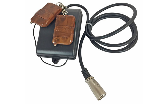 TrÃ¥dlÃ¶s fjÃ¤rrkontroll inkl mottagare - Ninja, Spartan och Samurai